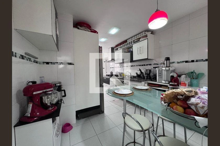 Furnished 360 m² apartment with 3 en-suite bedrooms — photo 22