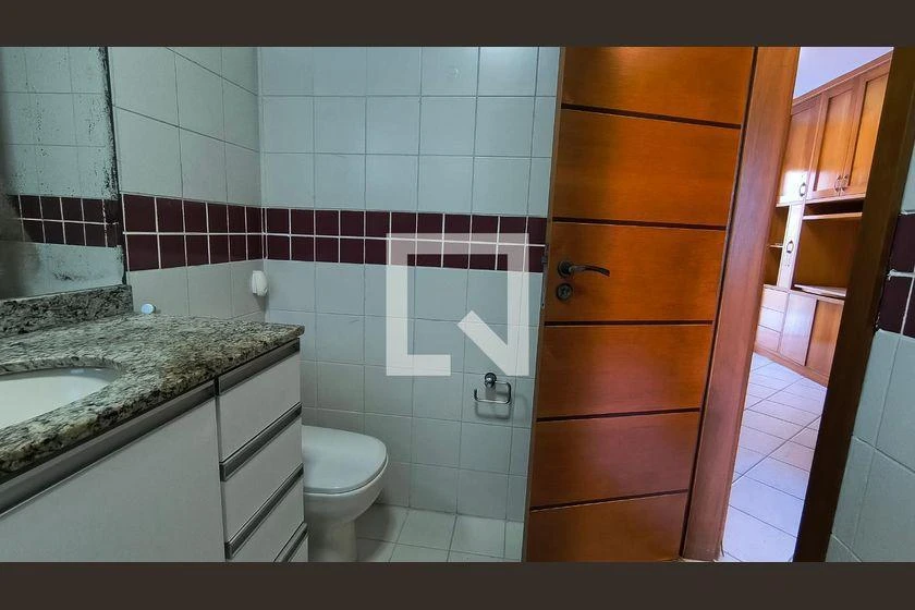 Sobrado em condomínio com 3 suítes e varanda de vidro — photo 44