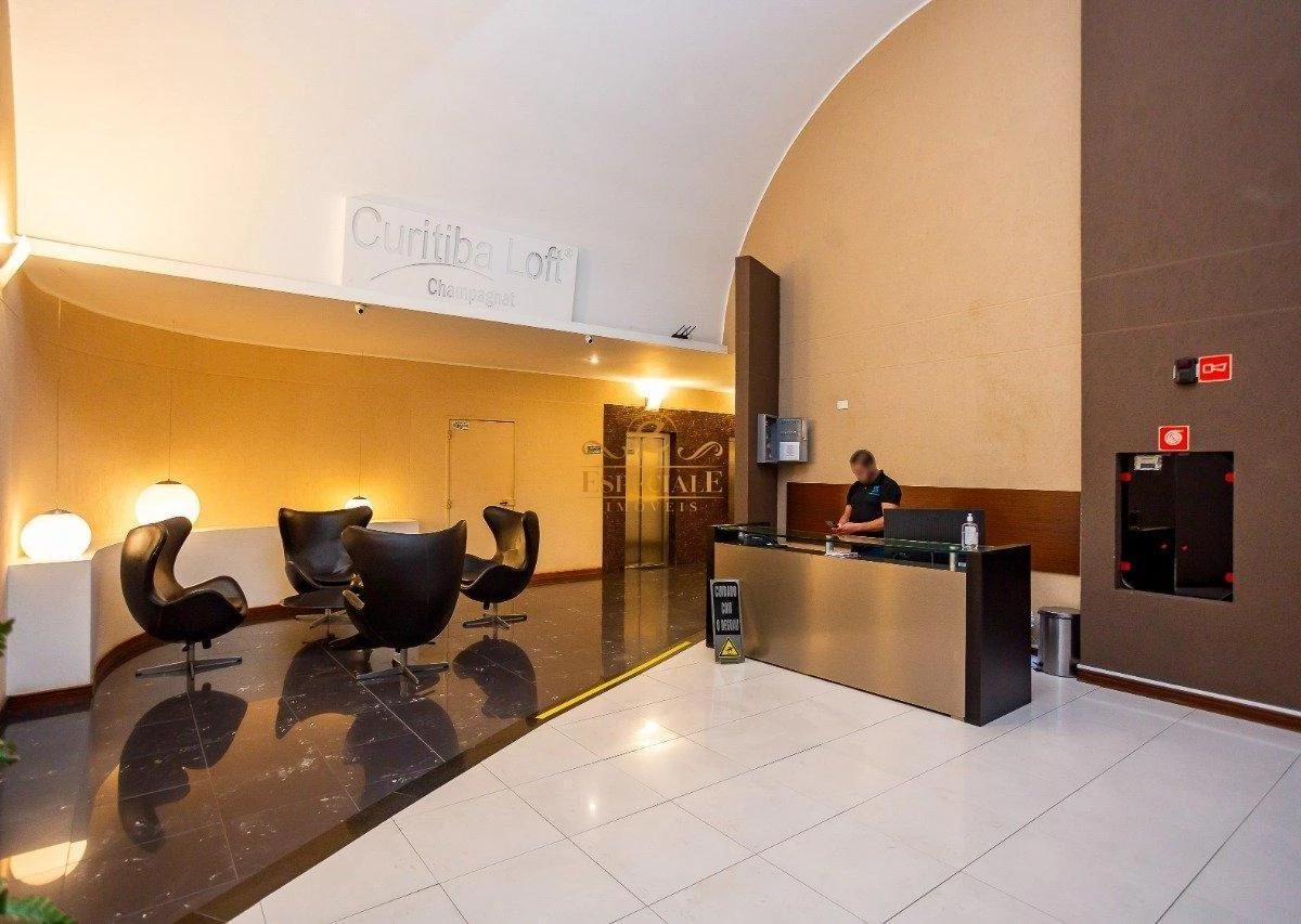 One-bedroom apartment in a building with a gym — photo 21