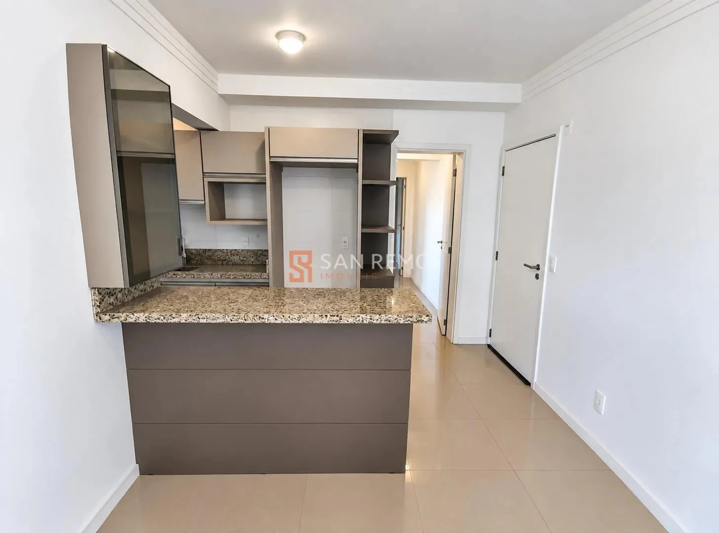 2-bedroom apartment with a washing machine in Florianópolis — photo 7