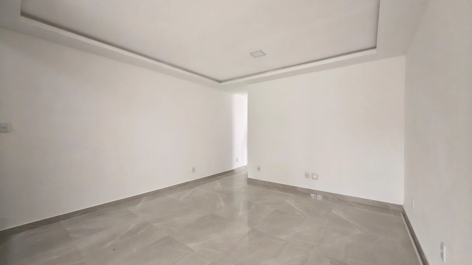 Unfurnished house with 3 bedrooms and 3 bathrooms — photo 11