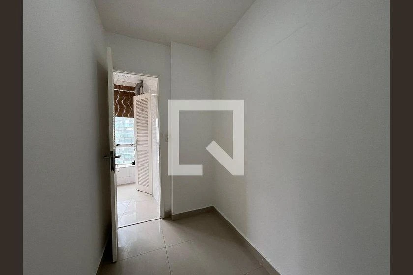 2 quartos e janelas do piso ao teto: apartamento de 90 m² — photo 24