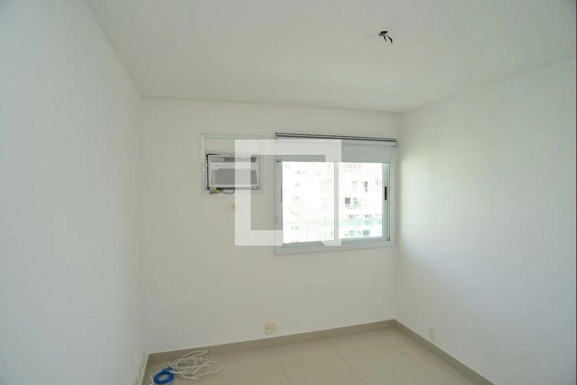 3-bedroom apartment in a building with a gym — photo 30