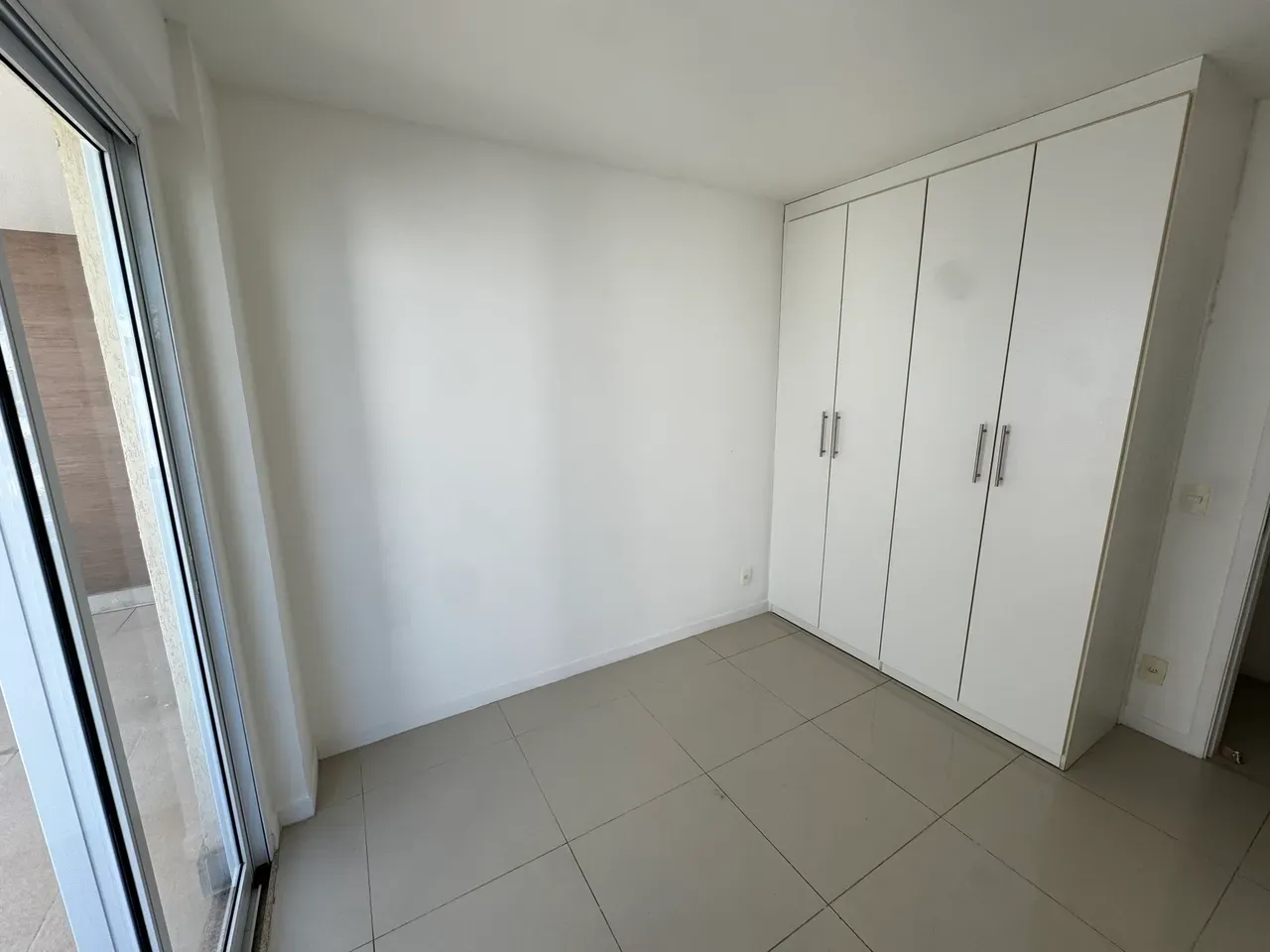 3-bedroom apartment with balcony, 180 m² — photo 30