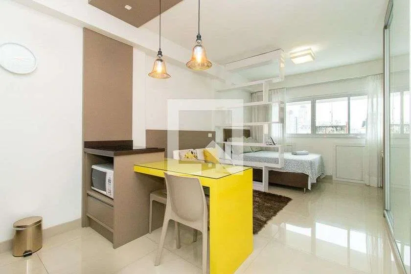 Studio mobiliado de 33 m² com área de trabalho pronta — photo 5