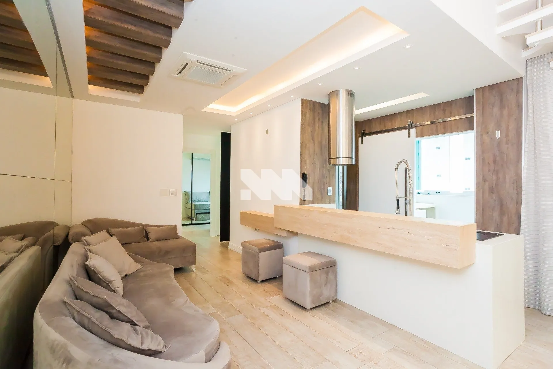 Furnished 154 m² apartment on the 9th floor — photo 29