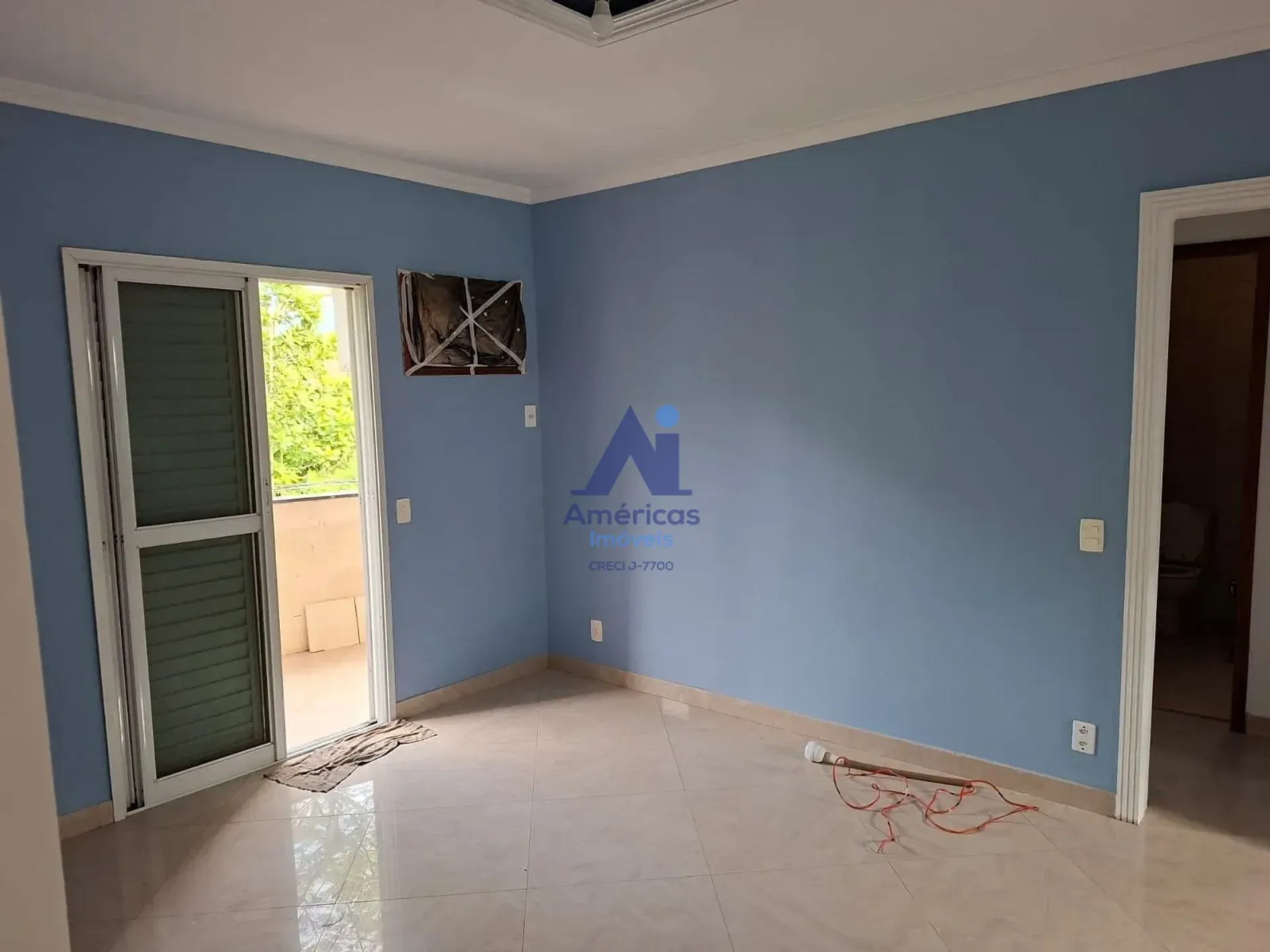 Casa sem mobília com churrasqueira na varanda — photo 36