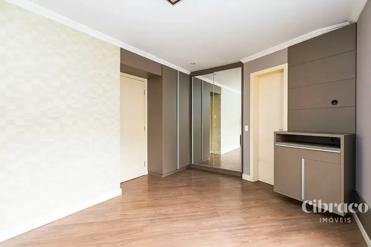 House with 3 bedrooms and a gas-stove open-plan kitchen — photo 35