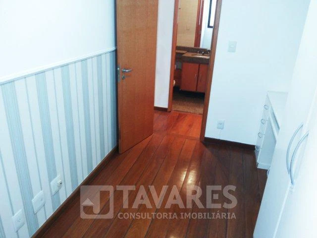Home office in a 2-bedroom apartment, 72 m² — photo 11