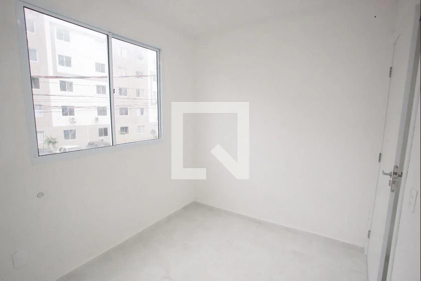 Невмебльована квартира 42 м² з 2 кімнатами та паркомісцем — photo 18