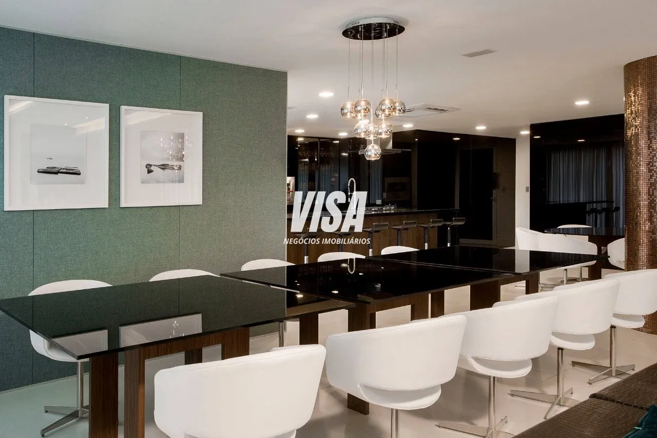 Apartment on the 17th floor with floor-to-ceiling windows — photo 12