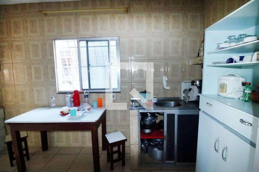 Furnished 1-bedroom house with 28 m² and a balcony — photo 2