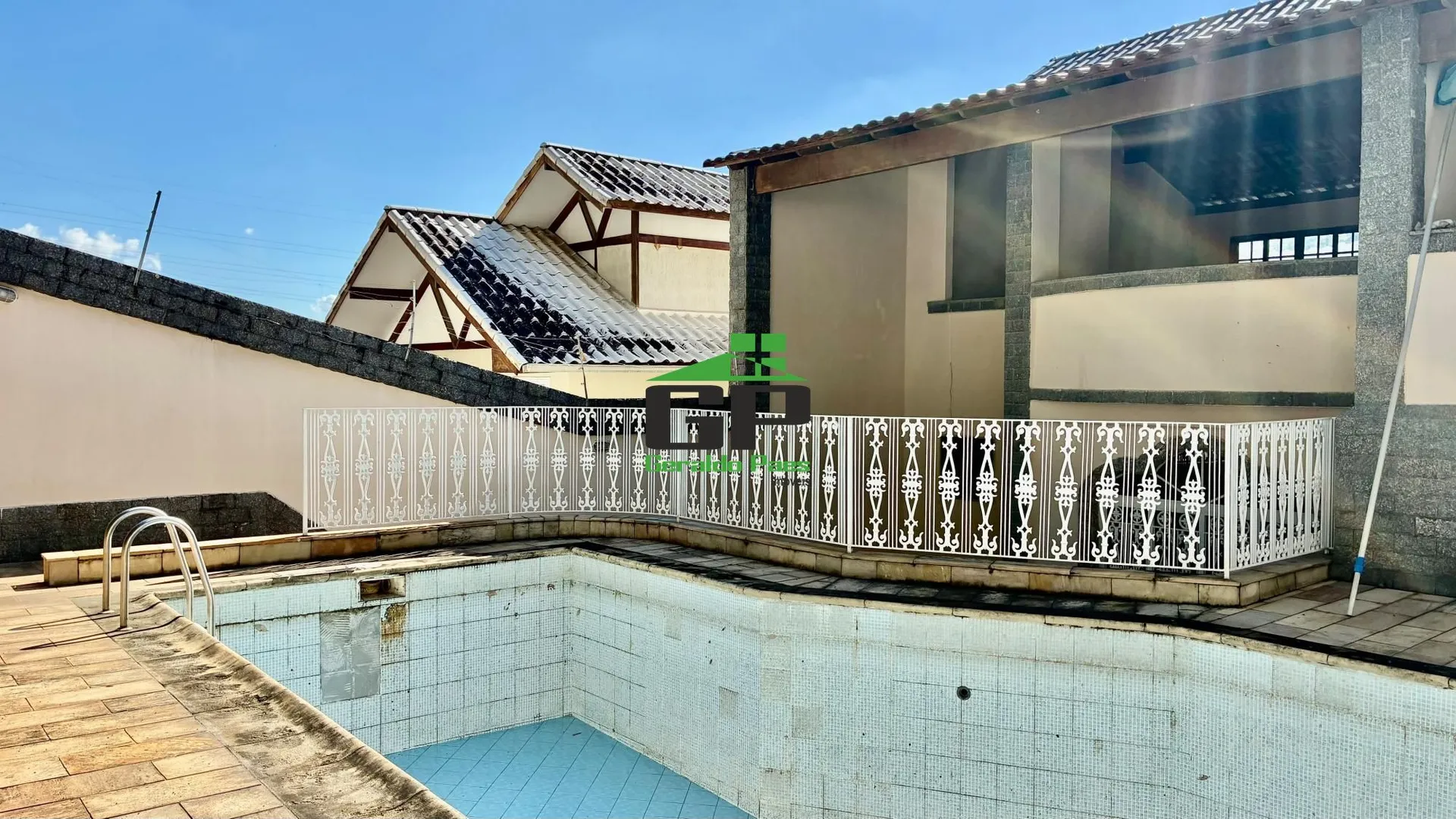 House with 4 bedrooms and 4 bathrooms, separate kitchen — photo 9