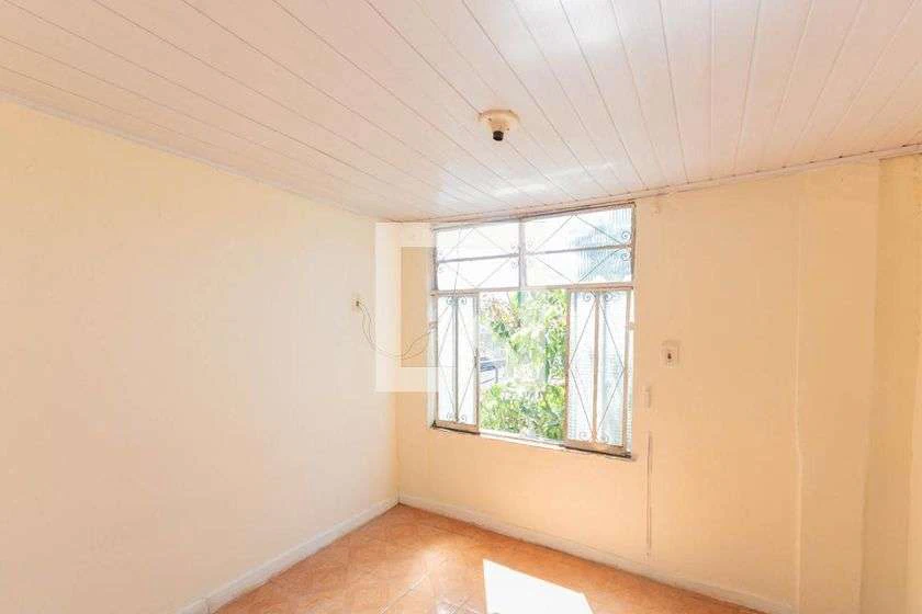 70 m² rental apartment with 1 bedroom and 1 bathroom — photo 3
