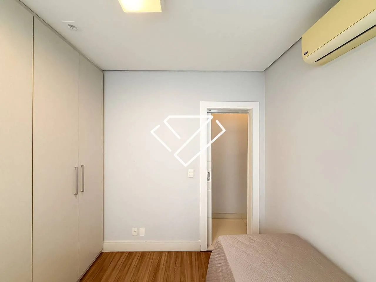 2-bedroom apartment with a washing machine in Rio de Janeiro — photo 24