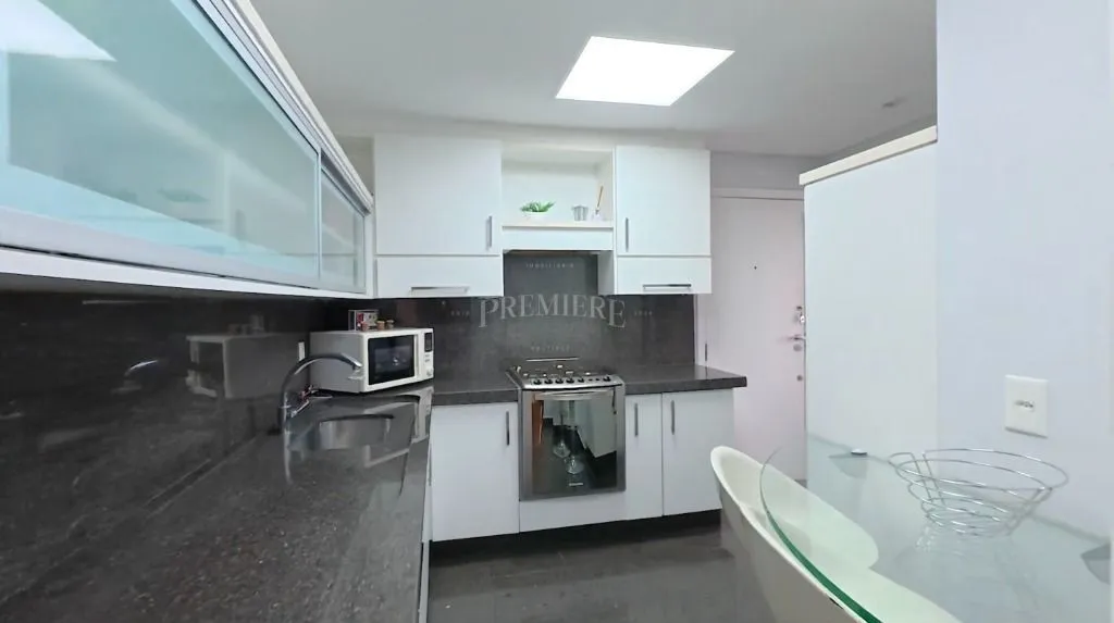 440 m² apartment with 4 en-suite bedrooms and private garden — photo 8