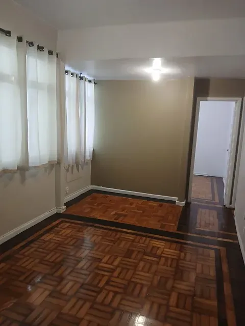 Apartamento, 60 m², com piso de madeira ou laminado — photo 2