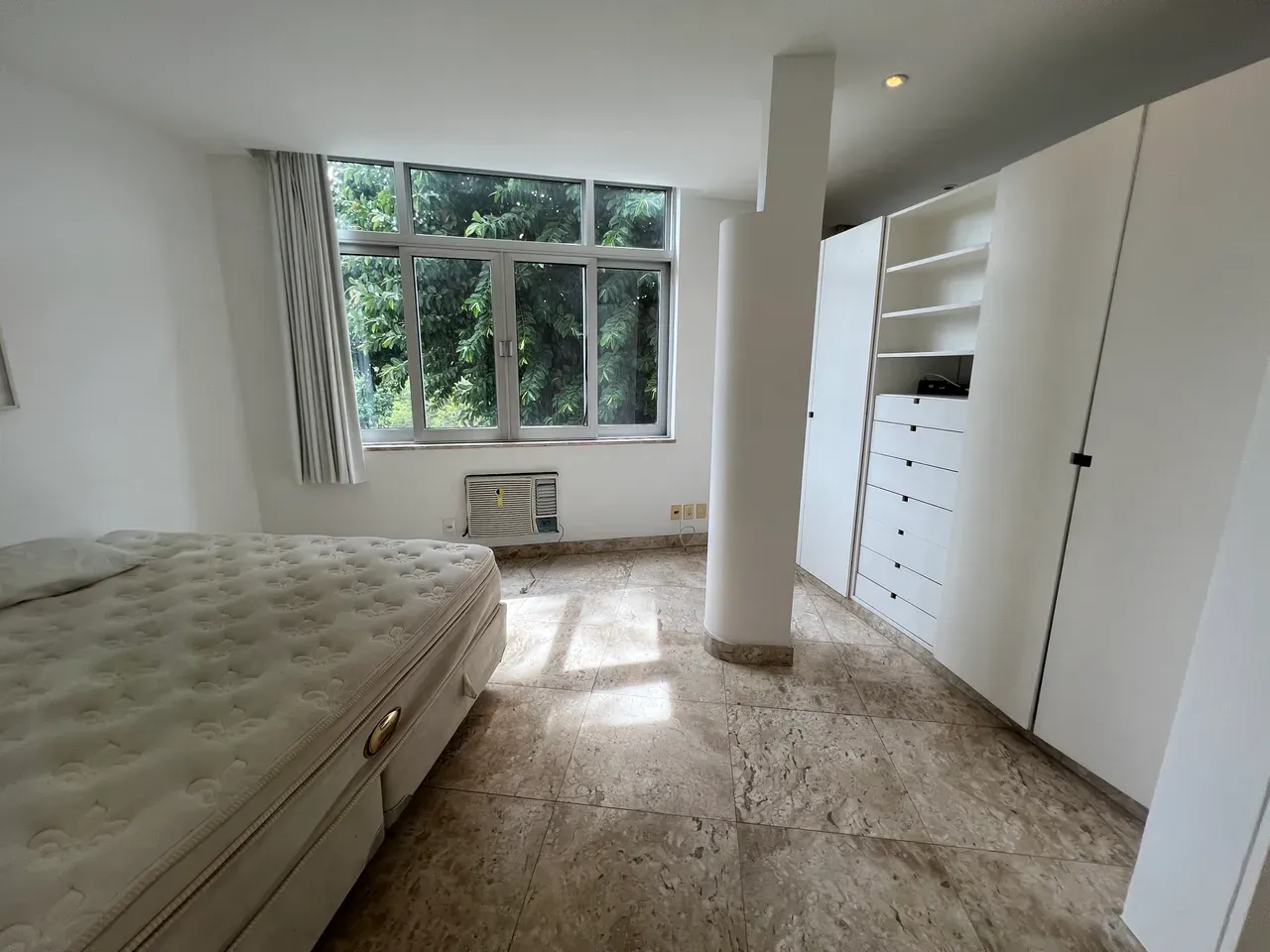 Mountain view in a one-bedroom apartment, 55 m² — photo 17