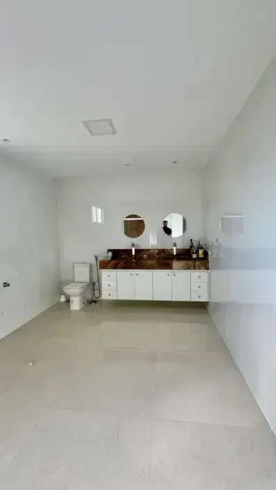 Casa com 5 suítes e piscina externa no condomínio — photo 37