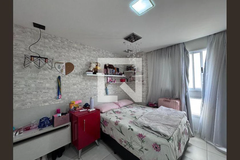 Furnished 360 m² apartment with 3 en-suite bedrooms