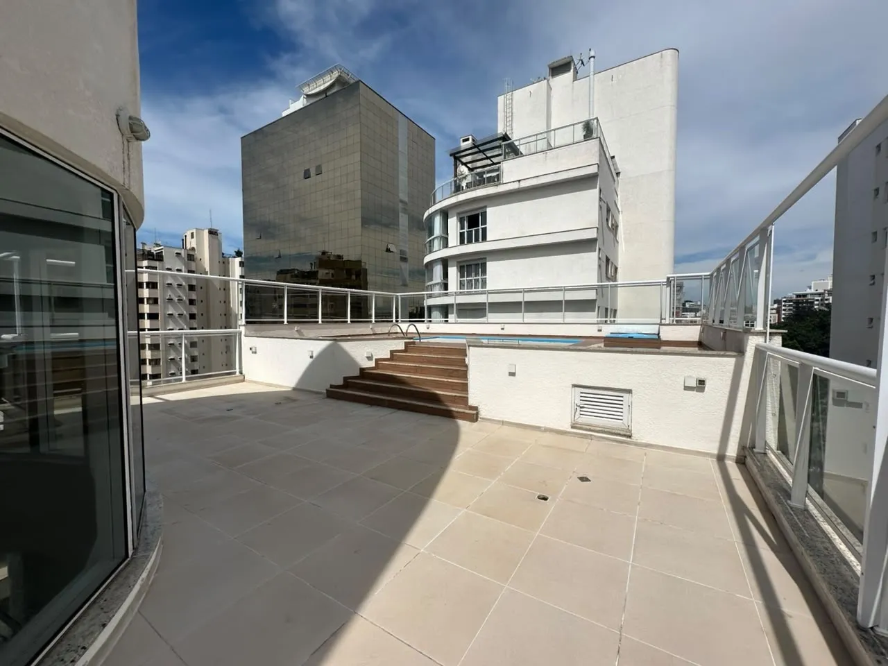 Ванна и 4 спальни: квартира 324 м² — photo 31
