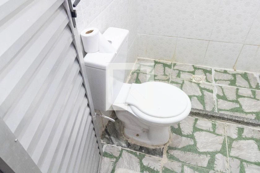 House with 1 bedroom and 1 bathroom plus a stove area — photo 4