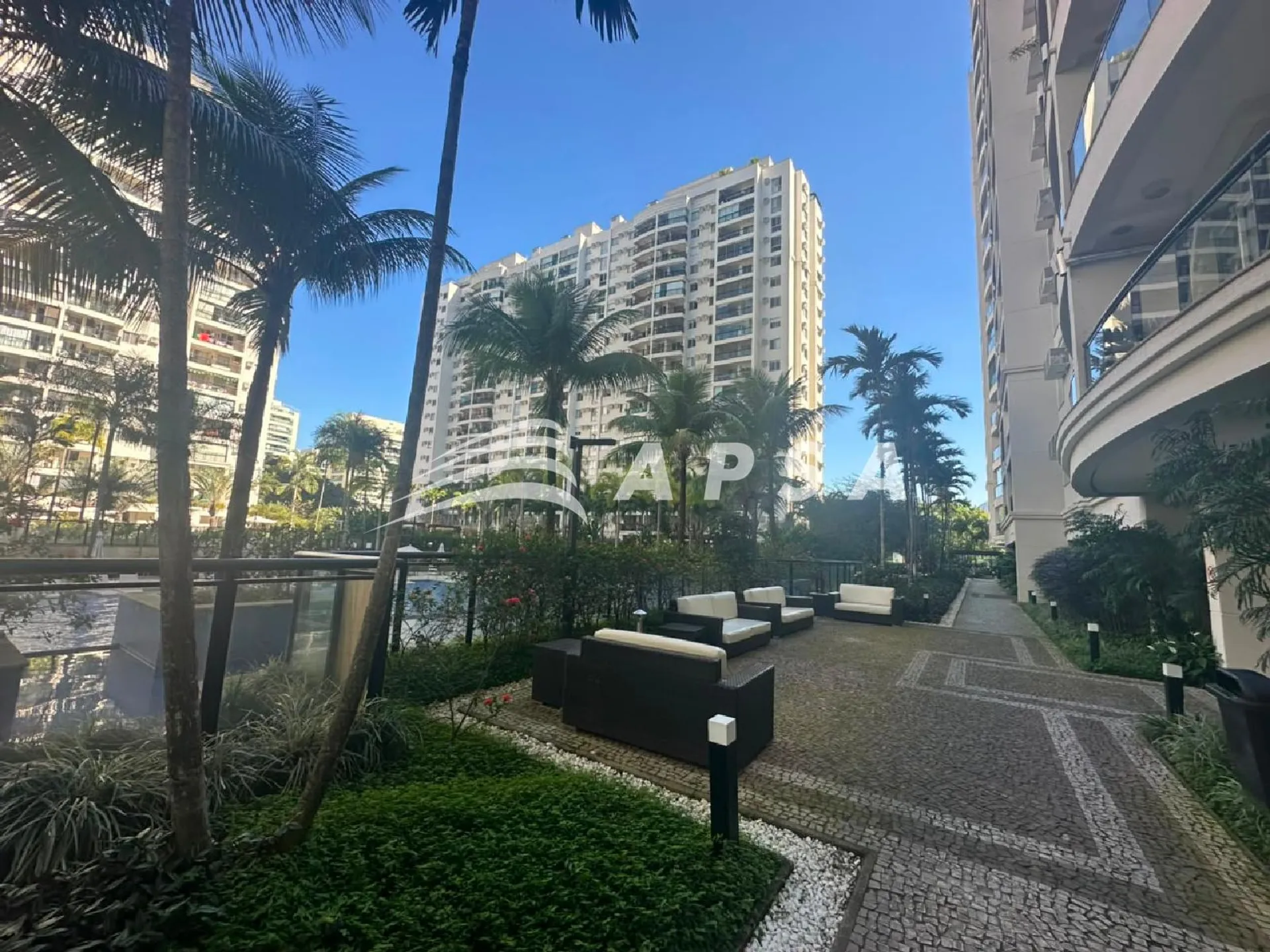 Apartamento de 3 quartos com cozinha americana e varanda — photo 34