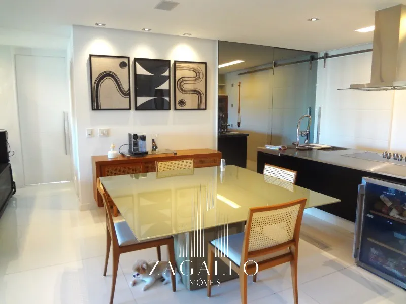 Furnished apartment with open-plan kitchen and 3 bedrooms — photo 7
