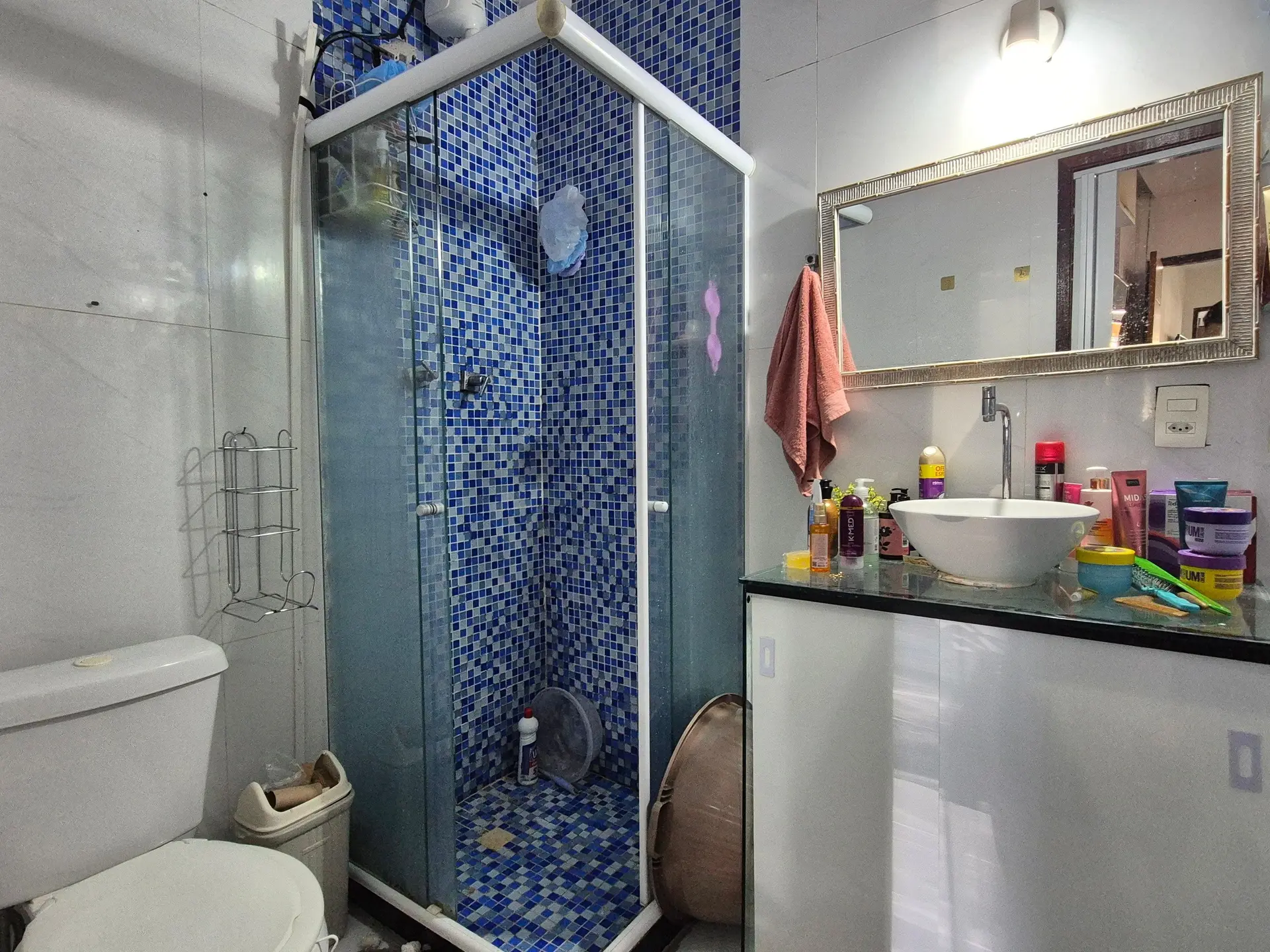 Furnished house with 2 bedrooms, 1 en-suite, no parking — photo 10