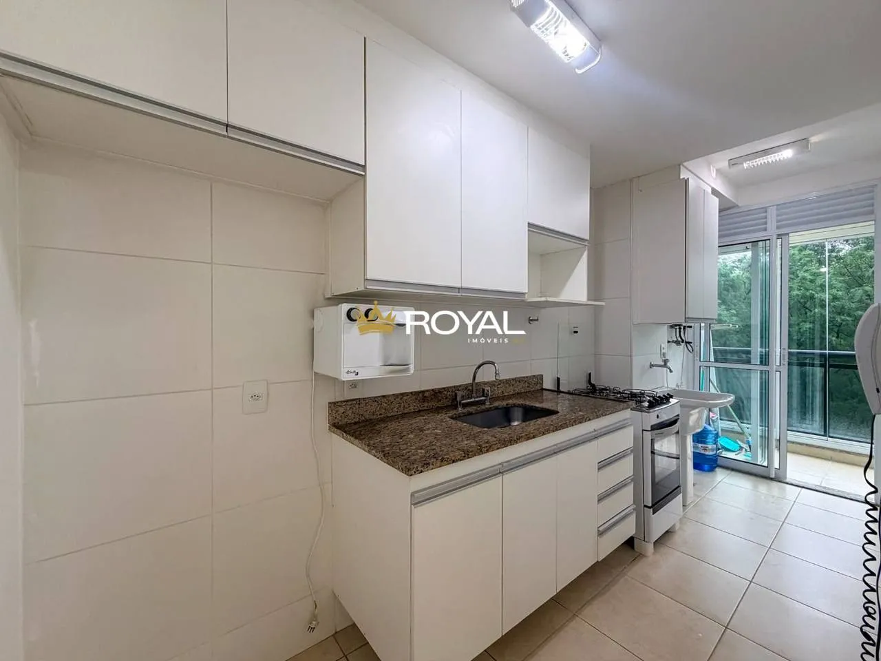 Apartment, 70 m², with a glass-enclosed balcony — photo 2