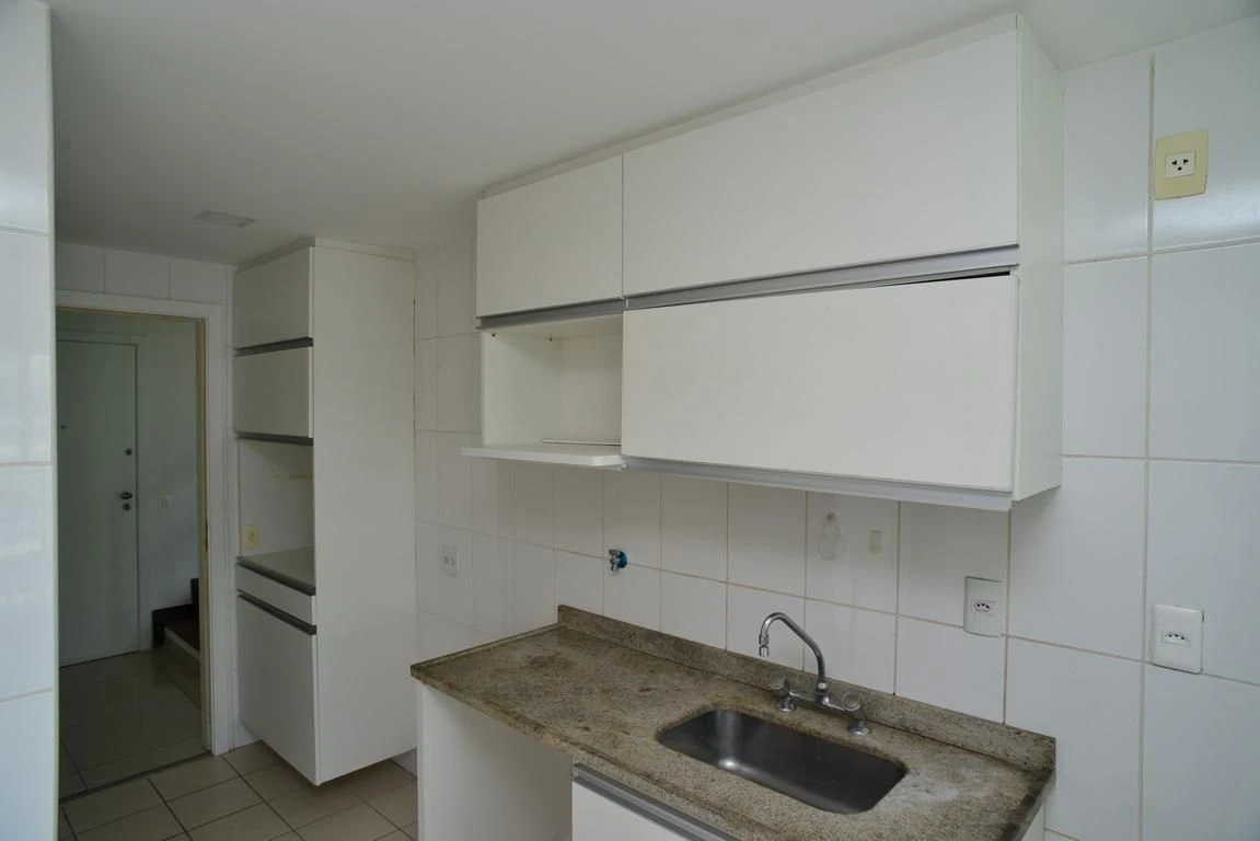 3-bedroom apartment in a building with a sauna — photo 19