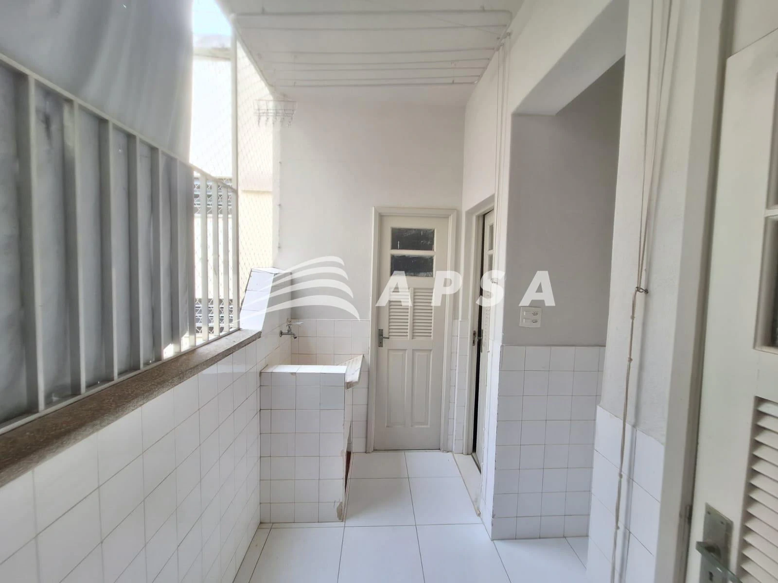 75 m² apartment with 2 bedrooms and a balcony — photo 13