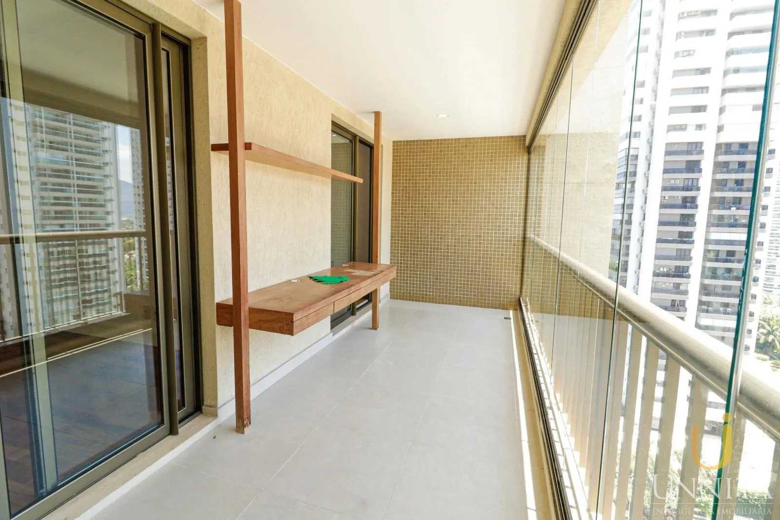 Вид на воду та 5 спалень: квартира 278 м² — photo 2