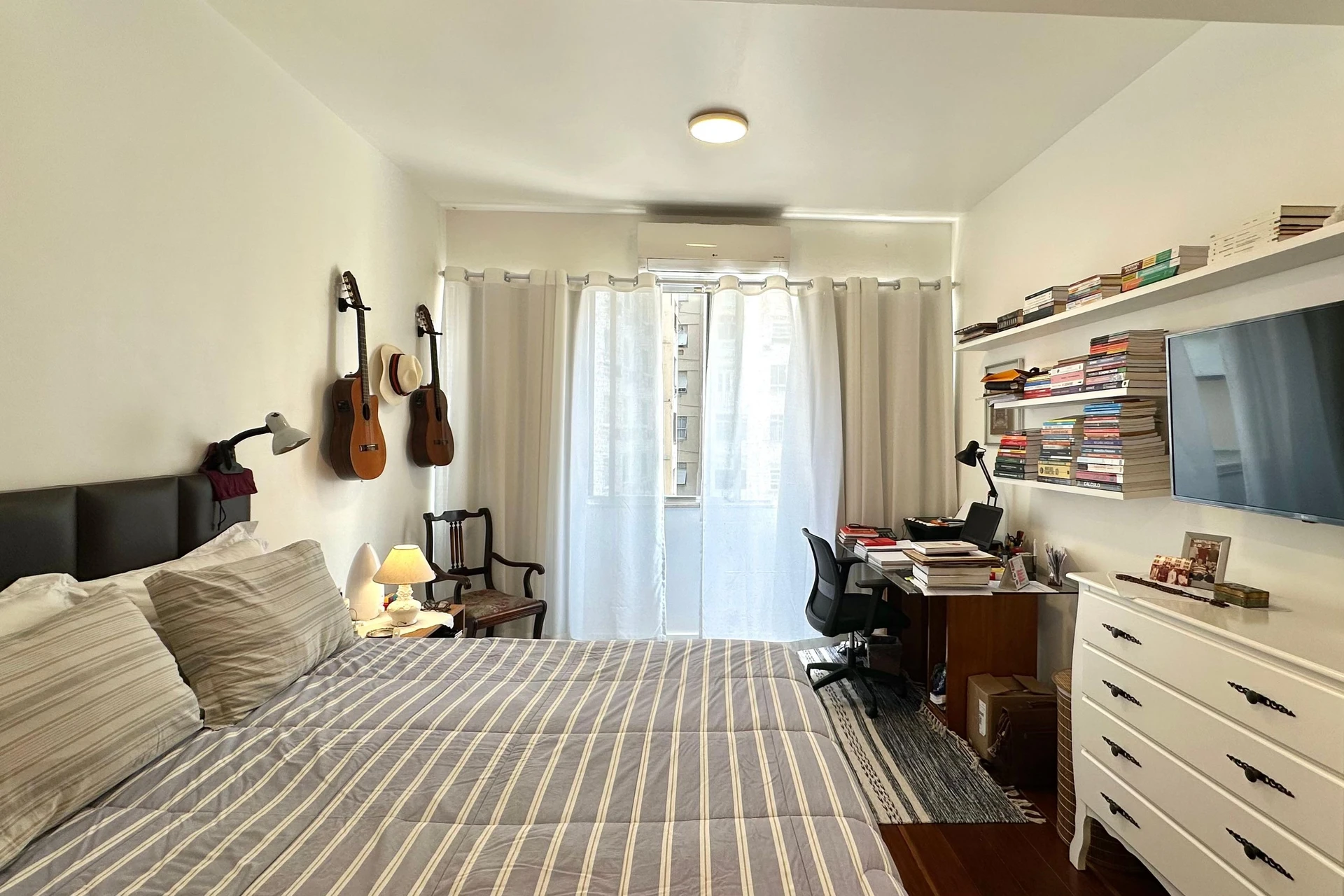 75 m² apartment with a washing machine and a home office — photo 4