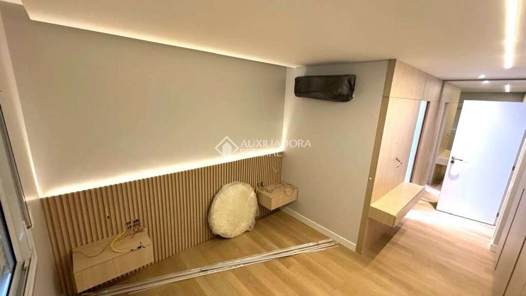 Apartamento de 3 quartos com 1 suíte e 137 m² — photo 4