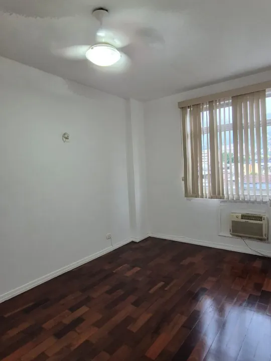 90 m² apartment with 2 bedrooms and a balcony — photo 13