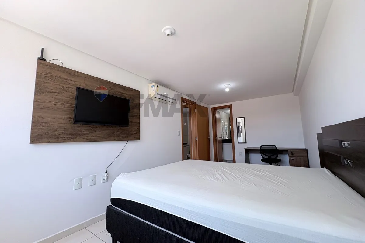 Furnished apartment with 2 bedrooms and a private BBQ — photo 24