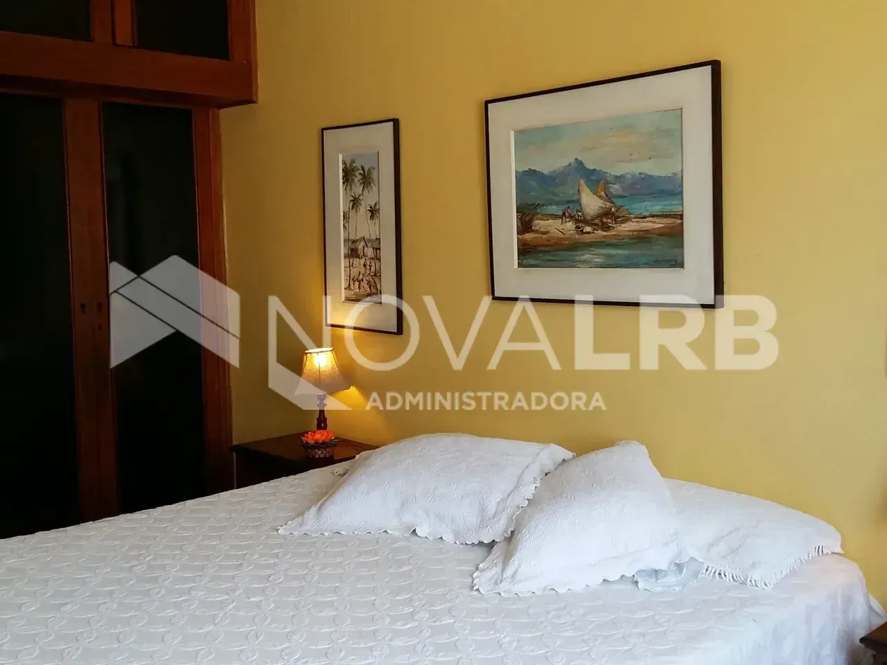 Furnished apartment with 4 bedrooms and a closed kitchen — photo 9