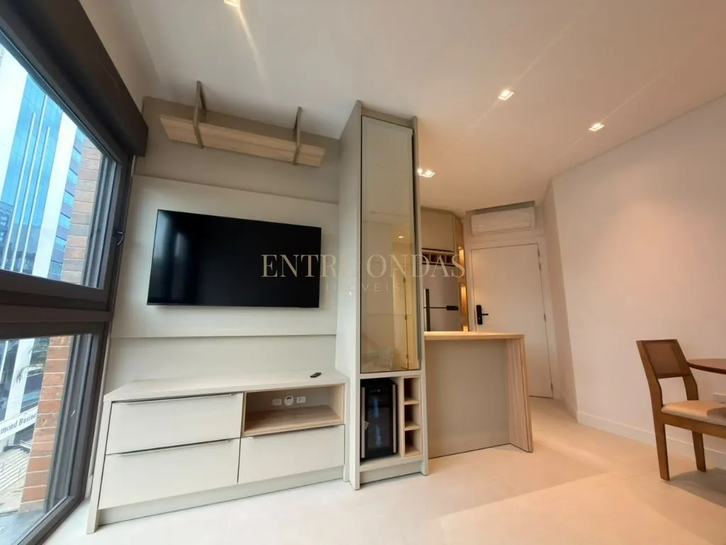 Apartment on the 5th floor with floor-to-ceiling windows — photo 31