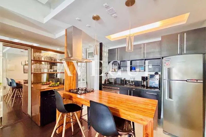 Furnished 2-bedroom apartment with enclosed balcony — photo 7