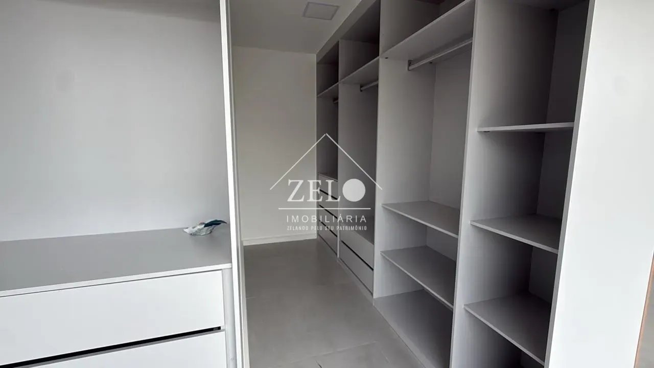 Casa com 4 quartos e 4 banheiros, cozinha integrada — photo 40