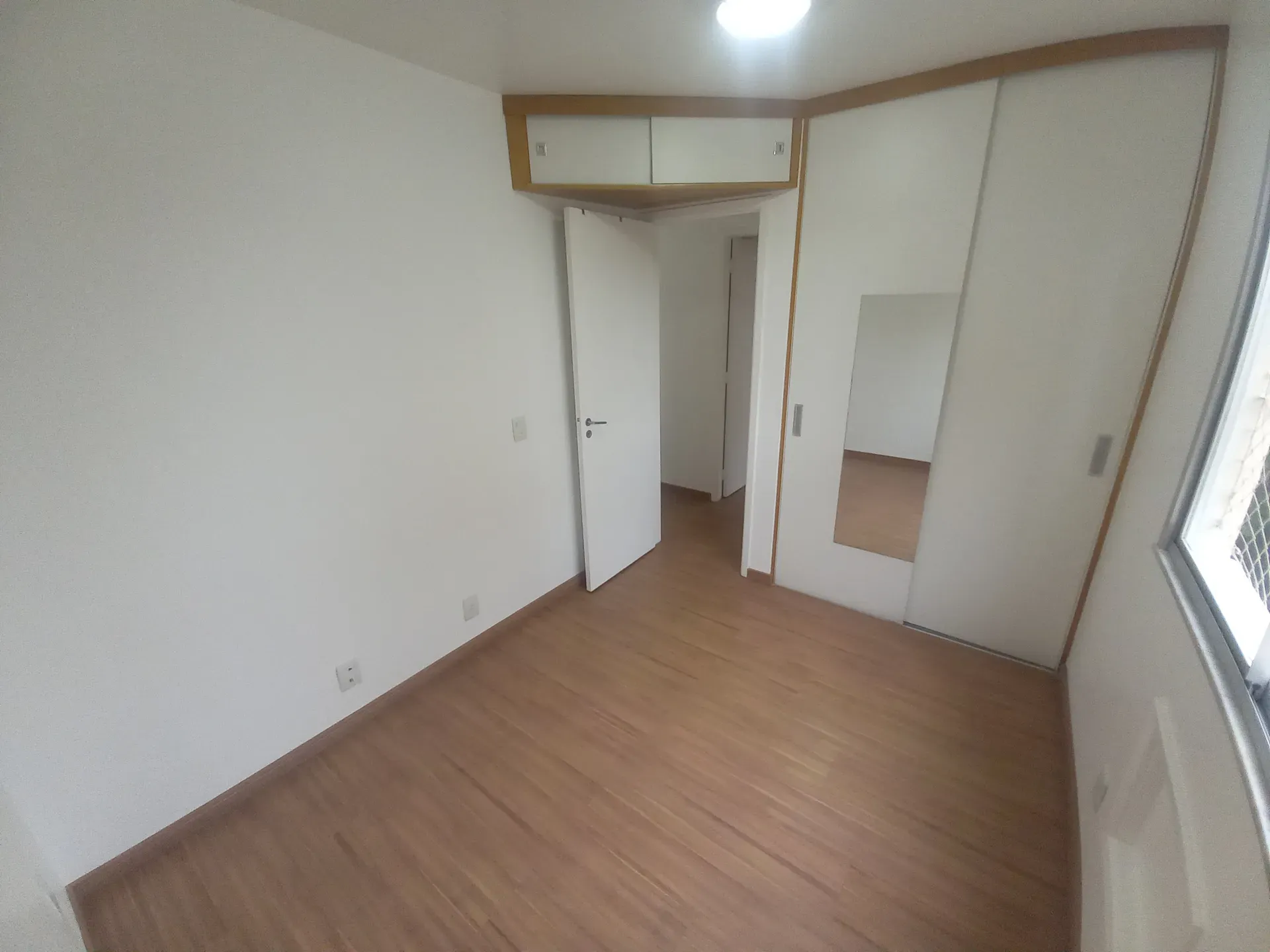 Apartment on the 3rd floor with wood or laminate floors — photo 15