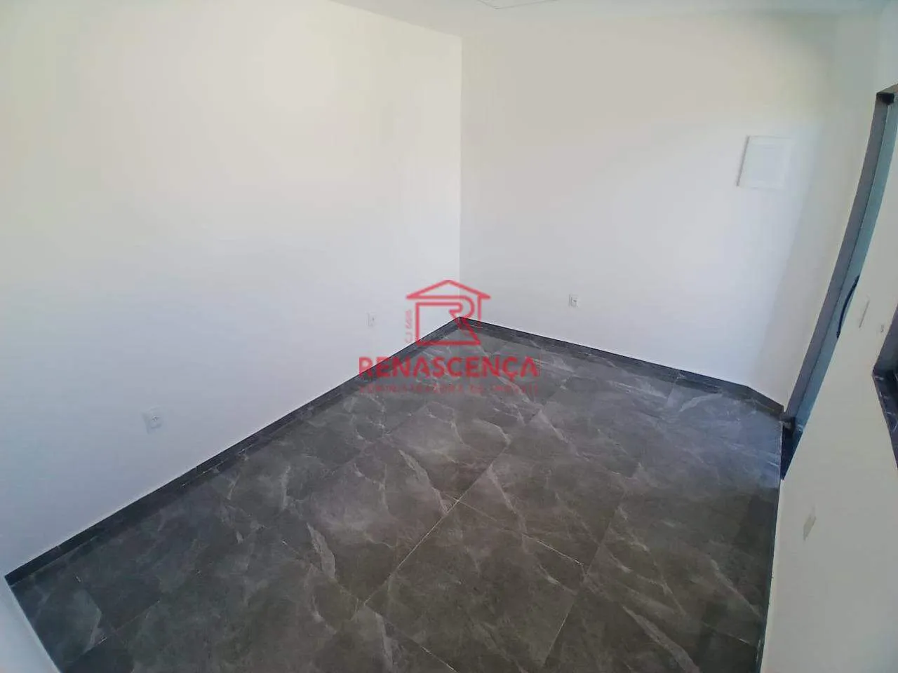 House with 5 bedrooms and 4 bathrooms, separate kitchen — photo 9