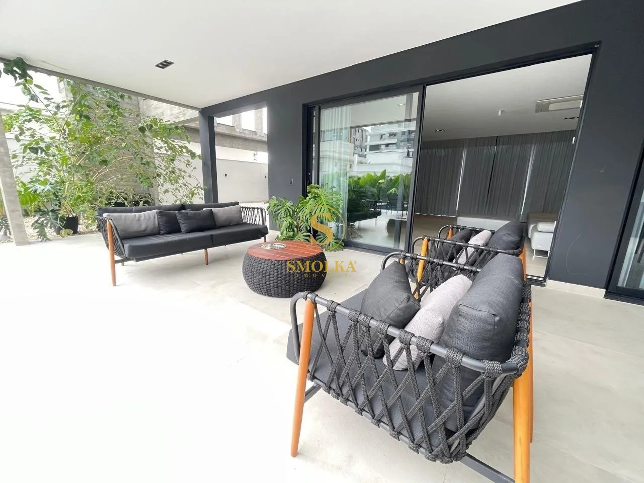 Меблированный дом 645 м² с 5 спальнями и 7 санузлами — photo 40