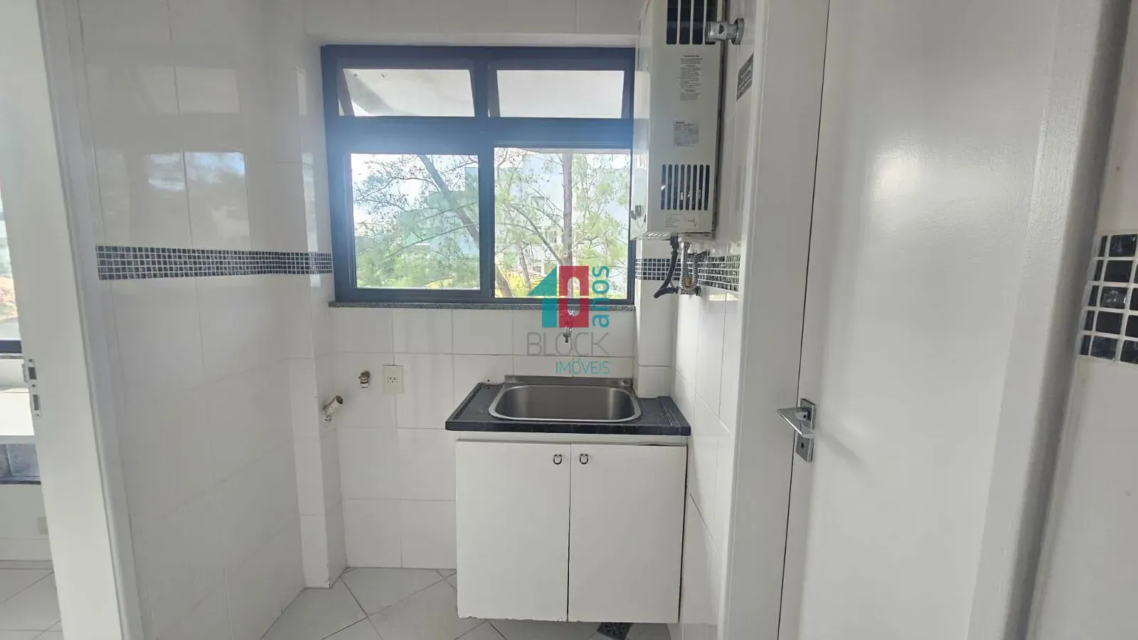2-bedroom apartment with a home office in Rio de Janeiro — photo 28