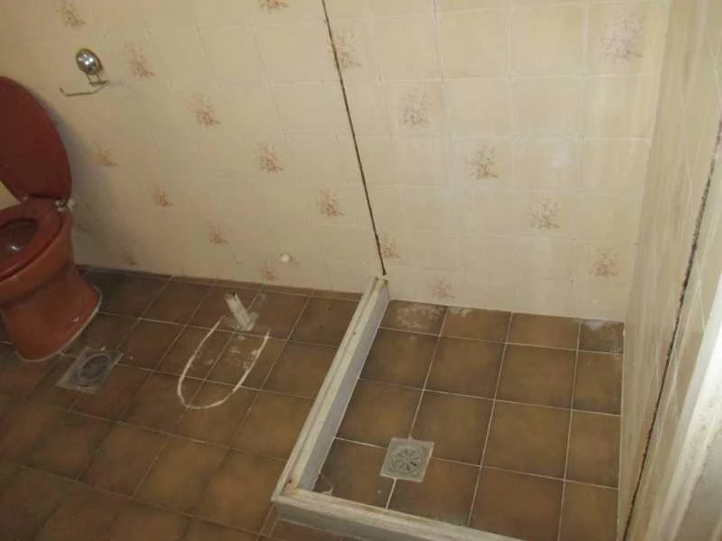 Apartment with 2 bedrooms and a closed-off kitchen — photo 6