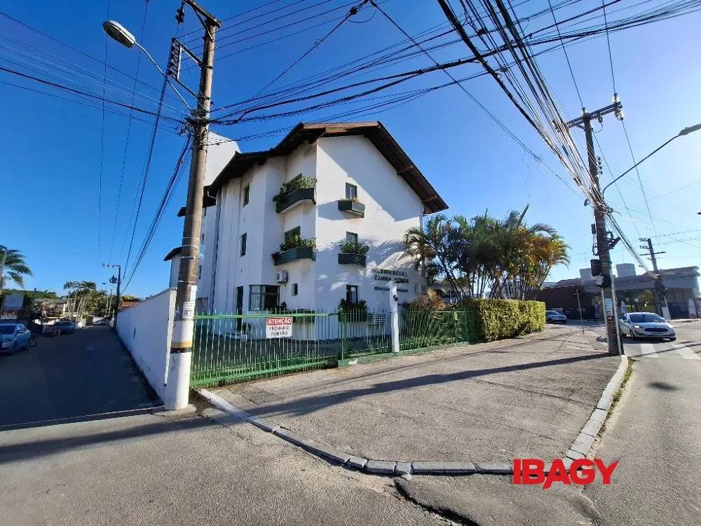 Apartamento amueblado de 1 dormitorio con balcón y 42 m² — photo 18