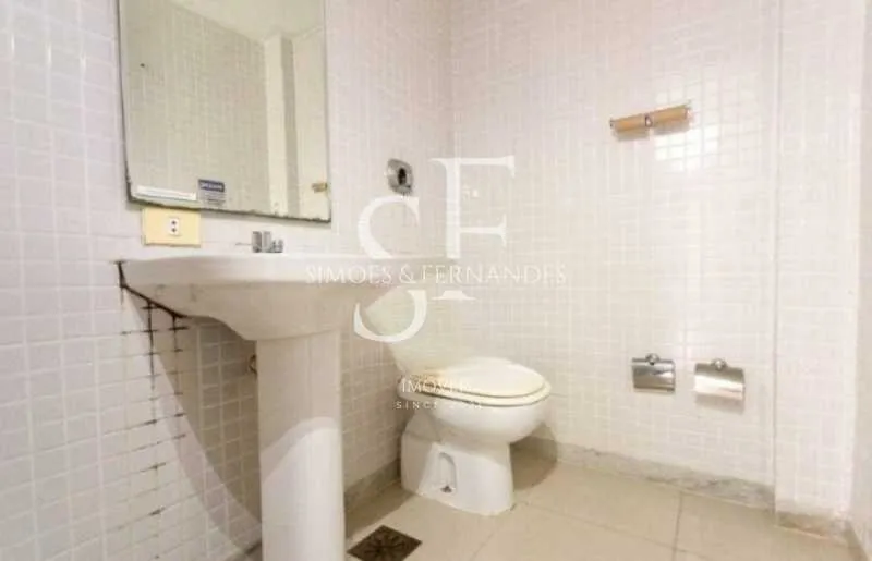 House with 5 bedrooms and 5 bathrooms plus balcony — photo 16