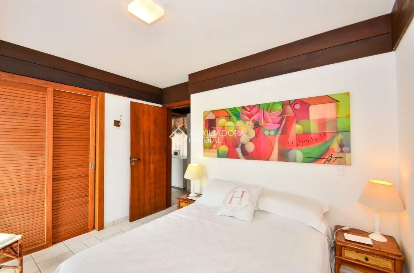Casa mobiliada de 450 m² com 7 dormitórios e 3 vagas — photo 50