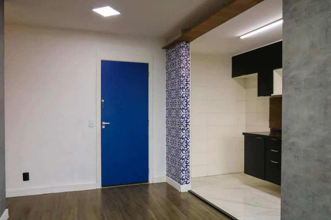 Apartment with 2 bedrooms and a balcony — photo 28